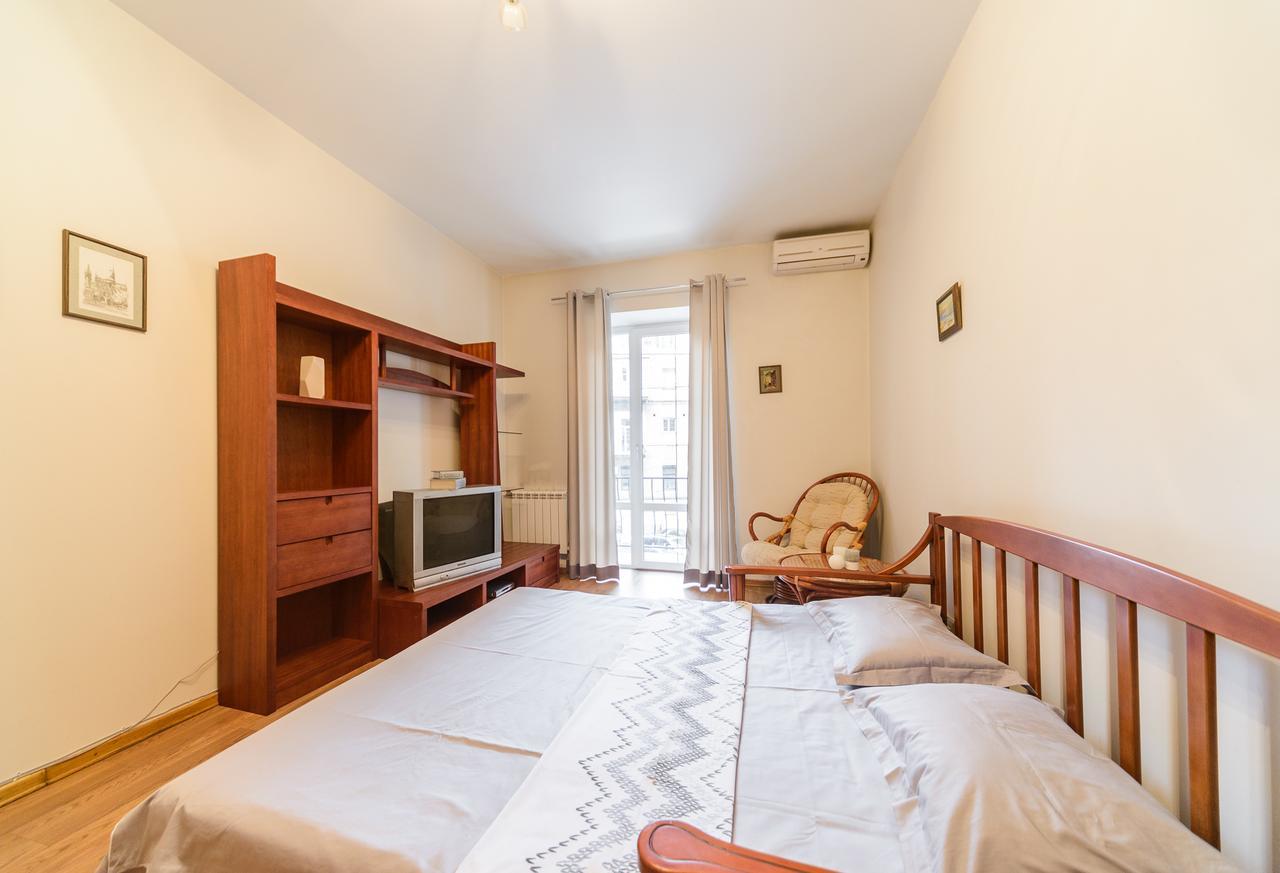 1-Room Apartments Kiev City Center Eksteriør billede