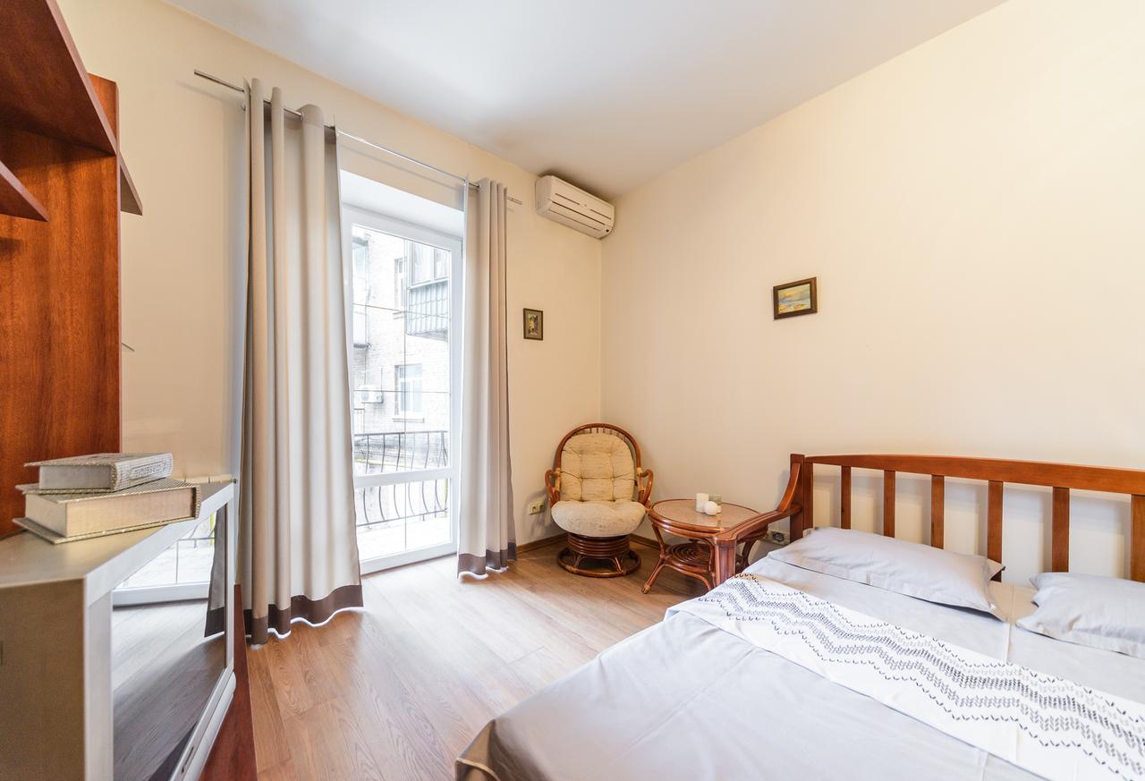 1-Room Apartments Kiev City Center Eksteriør billede